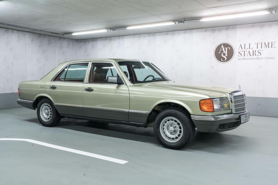  Mercedes-Benz 280 SE Collectors Edition (W126) 1982 года  (фото 1 из 21)